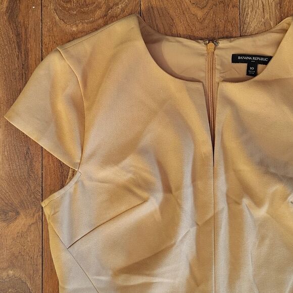 Banana Republic Factory Mustard Short Sleeve Midi Sheath Dress Size 10 - Picture 5 of 13